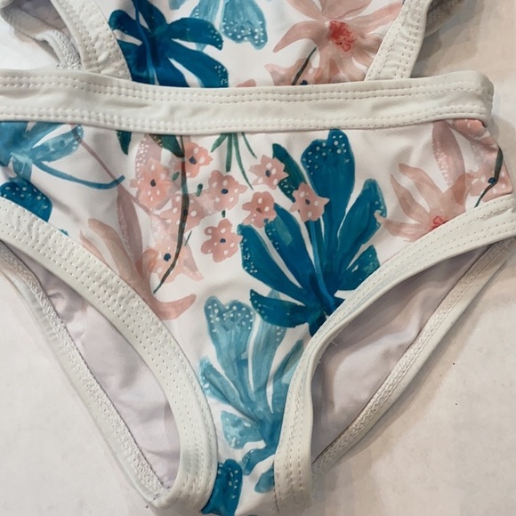 5 for $25 Beautiful baby swimsuit floral - Picture 4 of 5